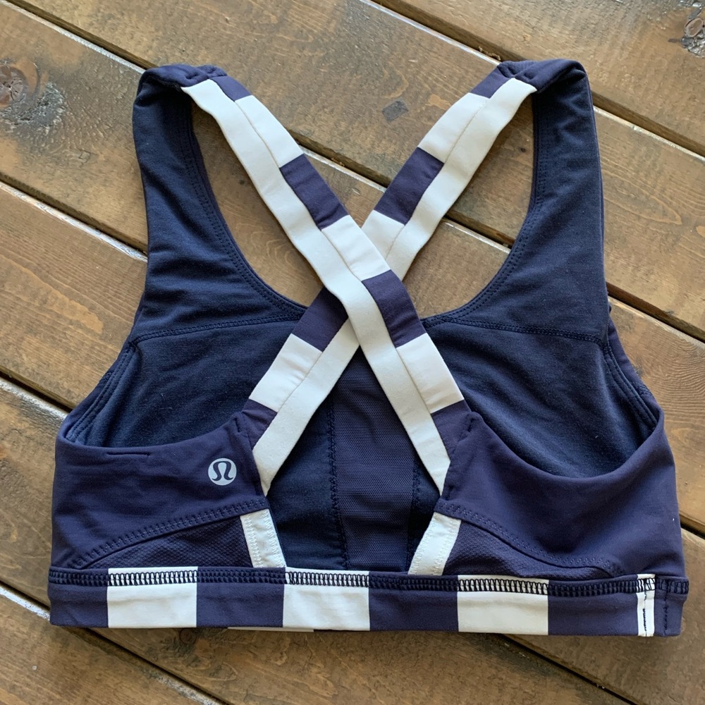 Lululemon sports bra 2